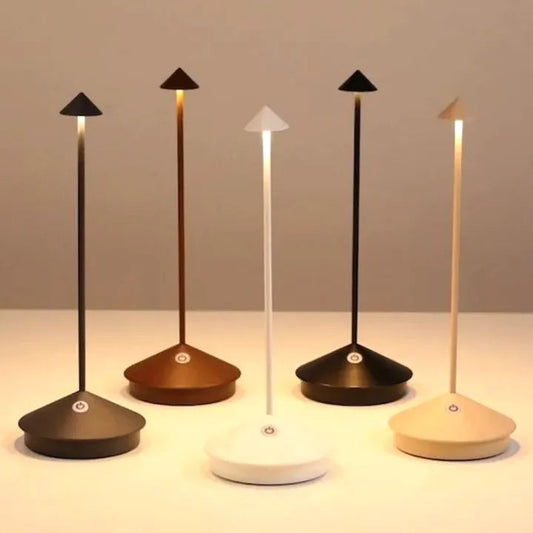 ClarityGlow Bezprzewodowa Lampa Stołowa LED – Nowoczesny Design do Wnętrz 0