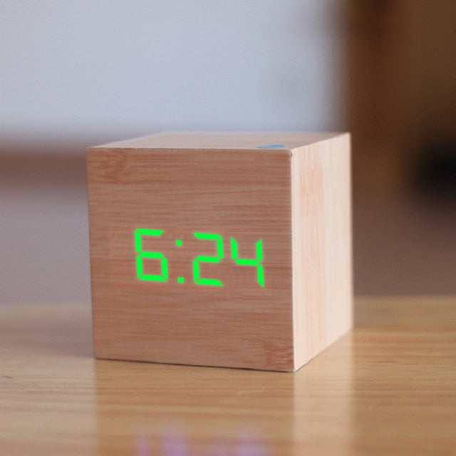 Cyfrowy Budzik LED Z Oświetleniem – Nowoczesne Funkcje i Kompaktowy Design 6
