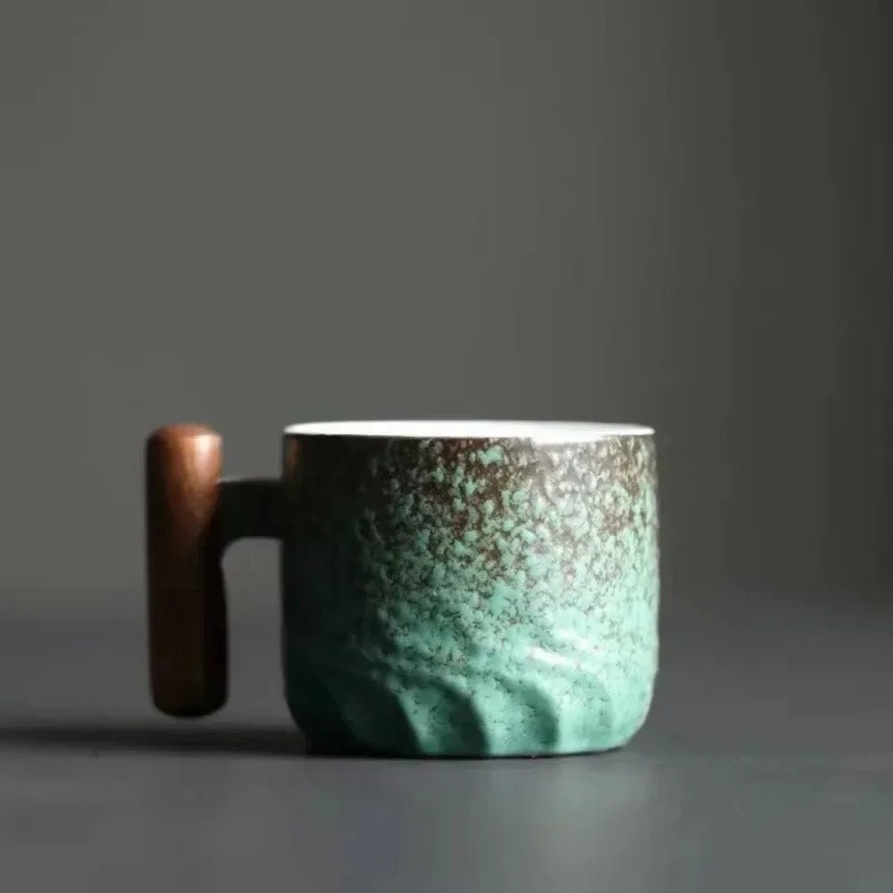 Filiżanka Do Espresso Vintage Z Drewnianym Uchwytem – Urok Retro W Twoim Domu 4