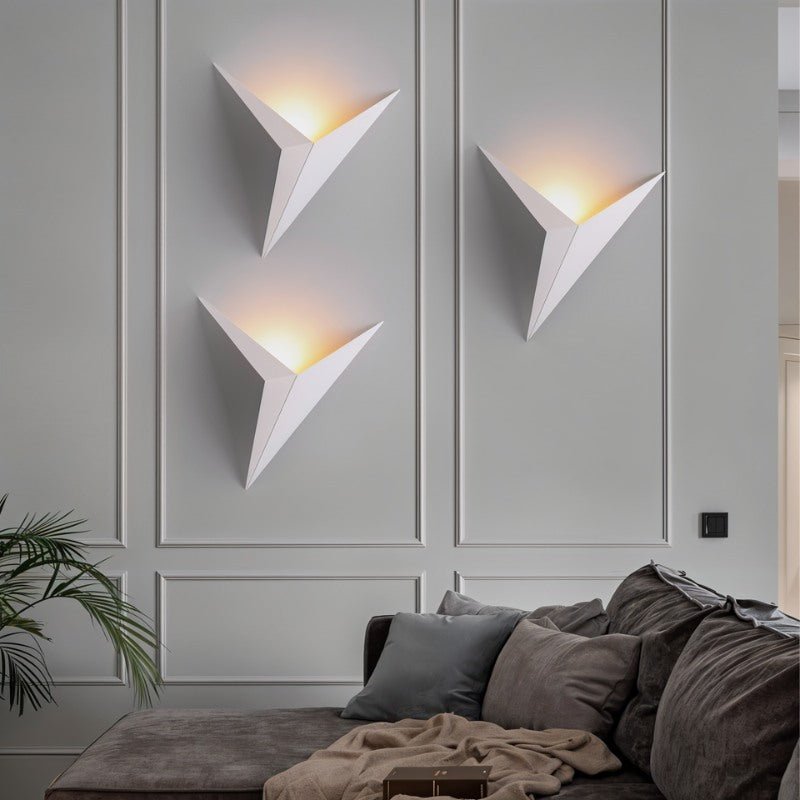 Kinkiet Nova Elegancki Design – Stylowe Oświetlenie Do Wnętrz 0