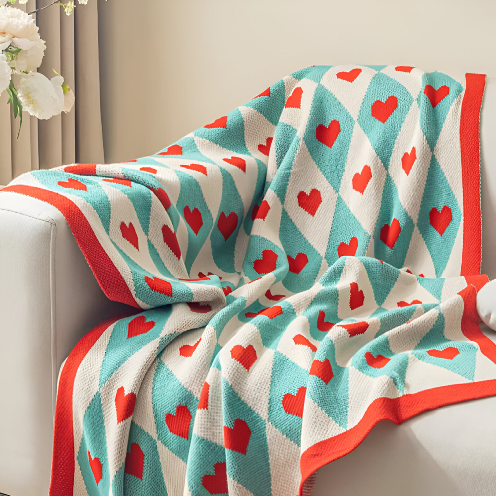 Koc Polarowy HeartiKnit w Kratę – Komfort i Elegancja w Twoim Wnętrzu 1