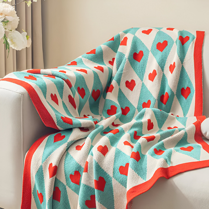 Koc Polarowy HeartiKnit w Kratę – Komfort i Elegancja w Twoim Wnętrzu 1