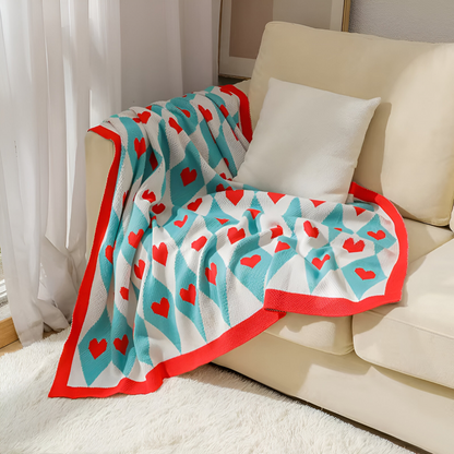 Koc Polarowy HeartiKnit w Kratę – Komfort i Elegancja w Twoim Wnętrzu 2