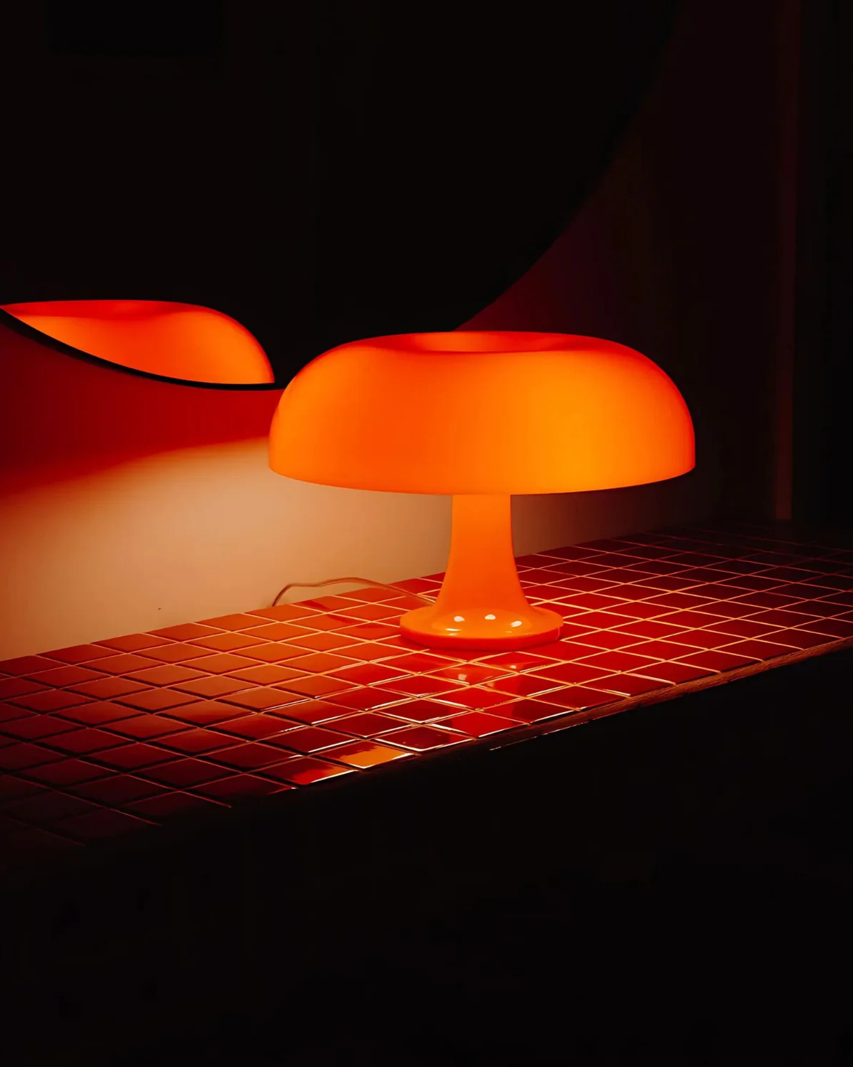 Lampa Stołowa Bauhaus Retro – Przytulne Światło w Klasycznym Stylu 3