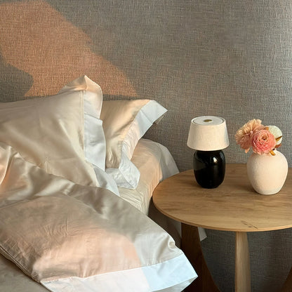 Lampa Stołowa Marie Ceramiczna – Stylowe Oświetlenie do Salonu 3