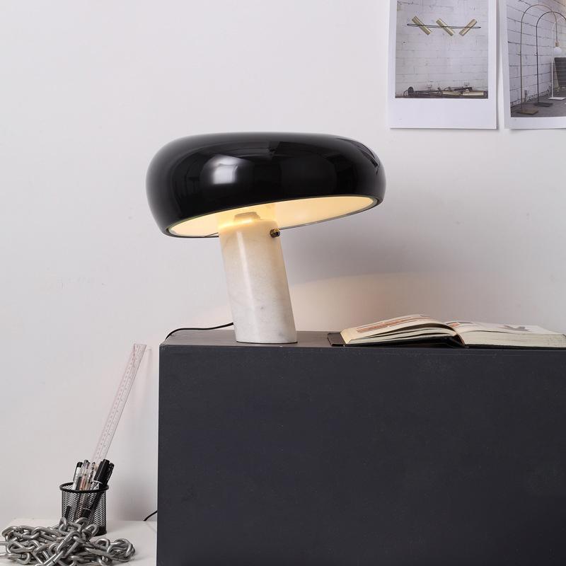 Lampa Stołowa StoneGlow Marmur – Elegancka Atmosfera w Twoim Wnętrzu 1