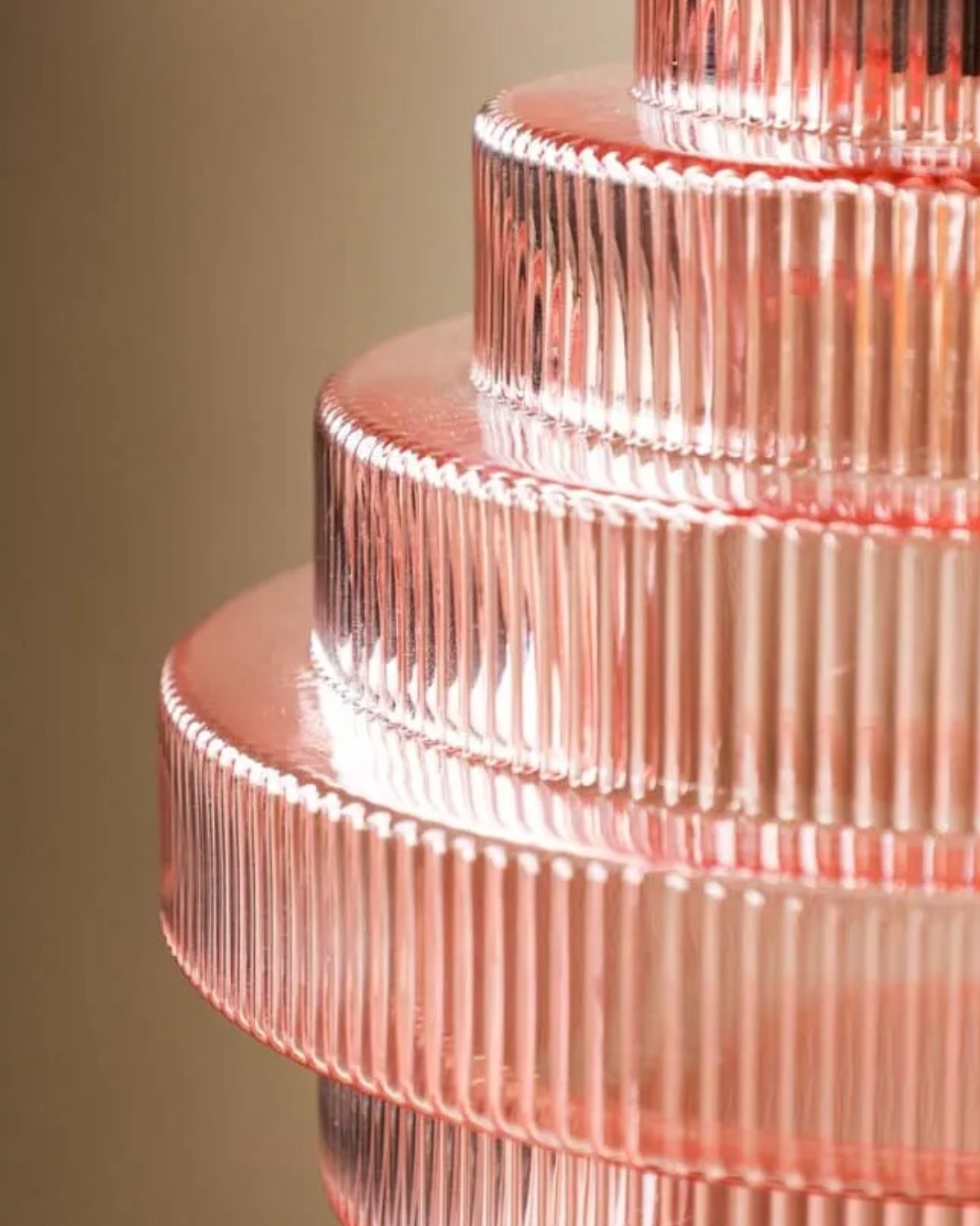 Lampa Wisząca Szklana Rib Retro – Elegancki Akcent do Twojego Salonu 7