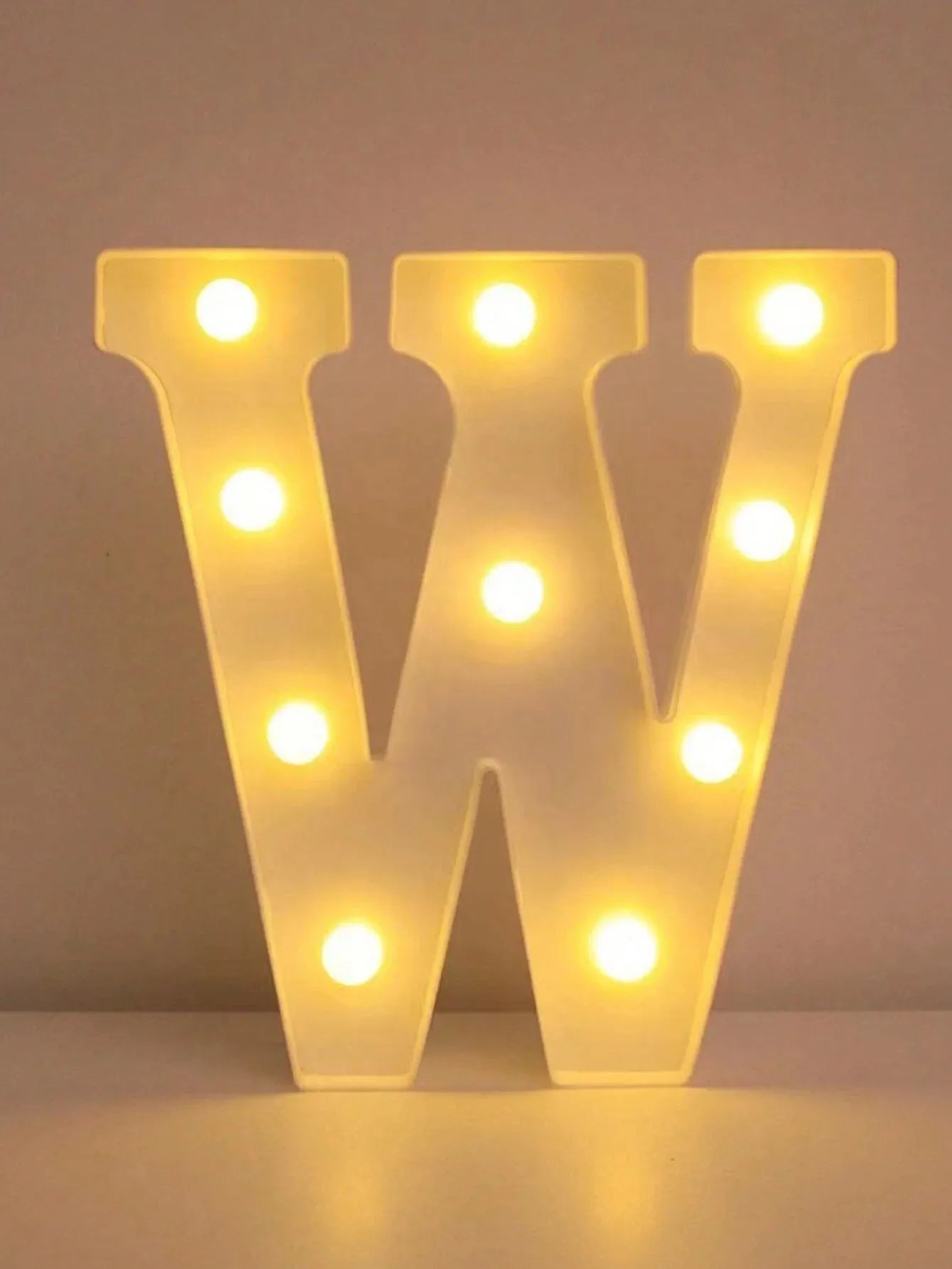 Nowoczesna Lampa LED do Salonu – Stylowy Akcent w Wnętrzu 23