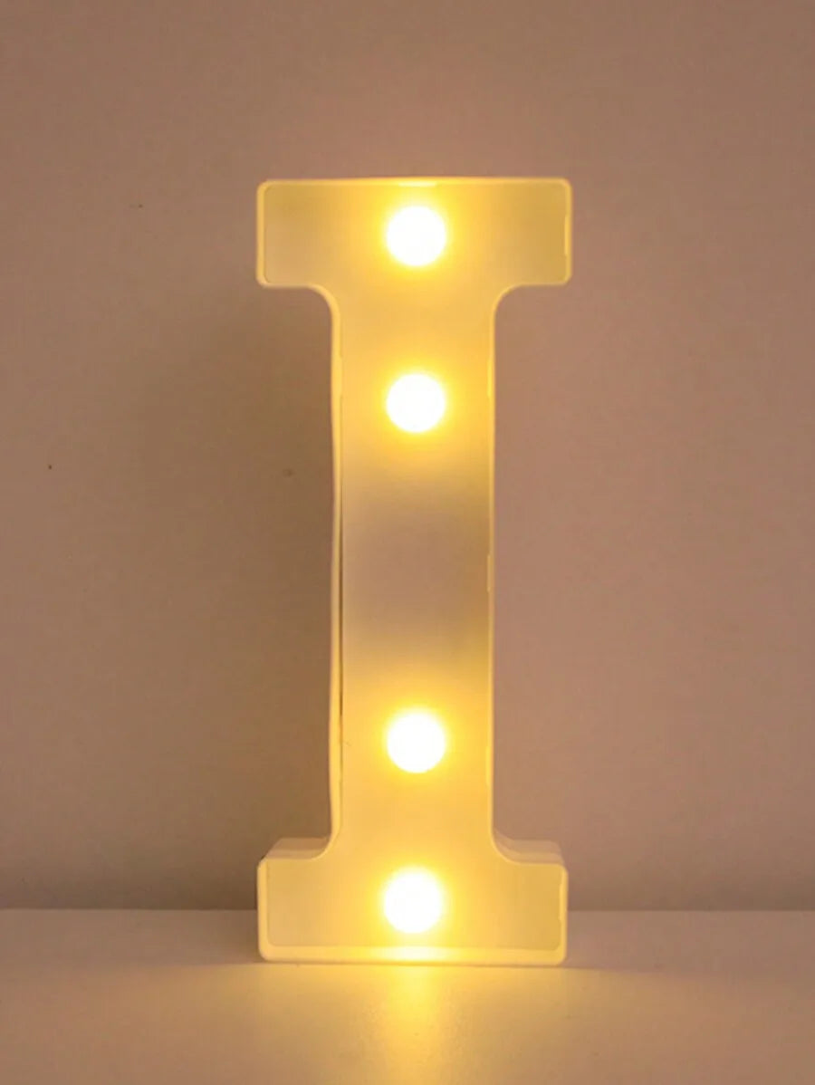 Nowoczesna Lampa LED do Salonu – Stylowy Akcent w Wnętrzu 9