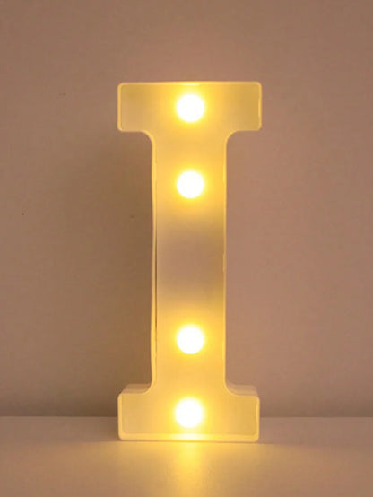 Nowoczesna Lampa LED do Salonu – Stylowy Akcent w Wnętrzu 9