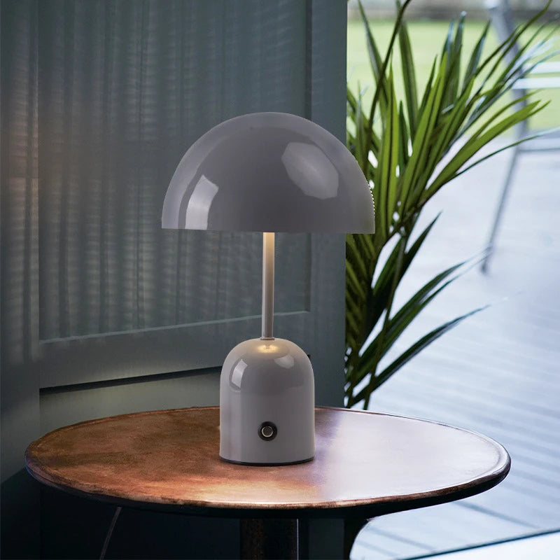 Nowoczesna Lampa Stołowa LED – Eleganckie Oświetlenie do Twojego Wnętrza 3