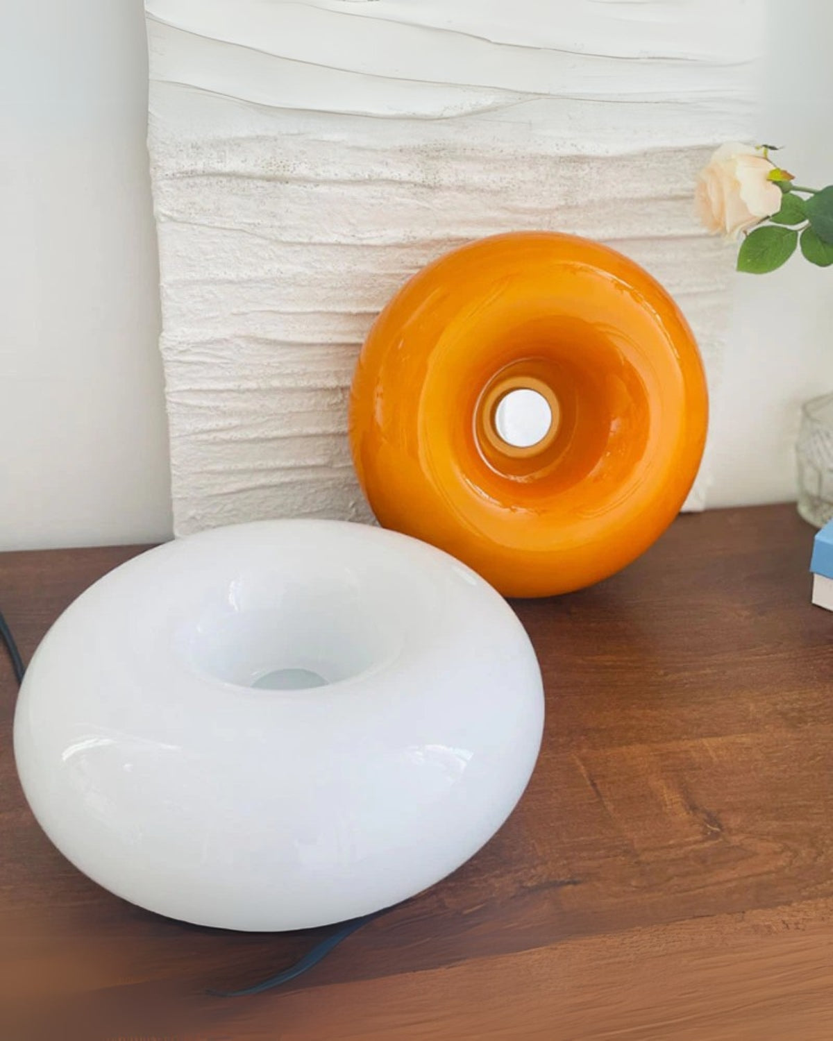 Okrągła Lampa Stołowa Bauhaus Szklana – Elegancka Atmosfera w Twoim Wnętrzu 5
