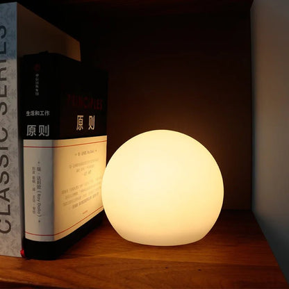 Przenośna Lampa Kulowa Stołowa Bezprzewodowa – Stylowe Oświetlenie w 16 Kolorach 3