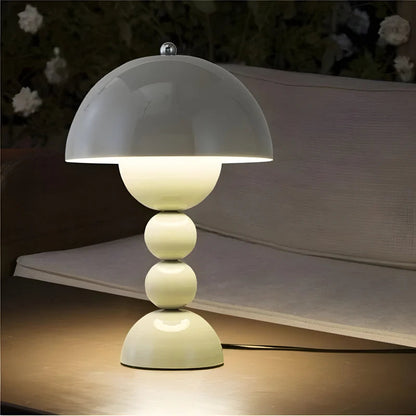 Skandynawska Lampa Stołowa LED – Stylowe Oświetlenie do Wnętrz 6