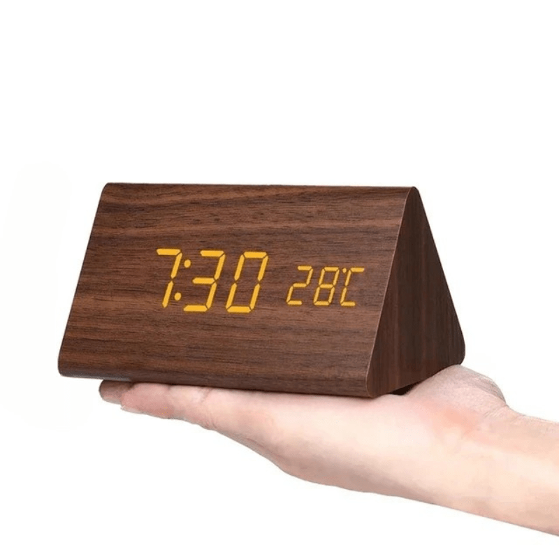<strong>Woodsense Drewniany Zegar LED</strong> – <strong>Nowoczesny Design z Sterowaniem Głosowym</strong> 0