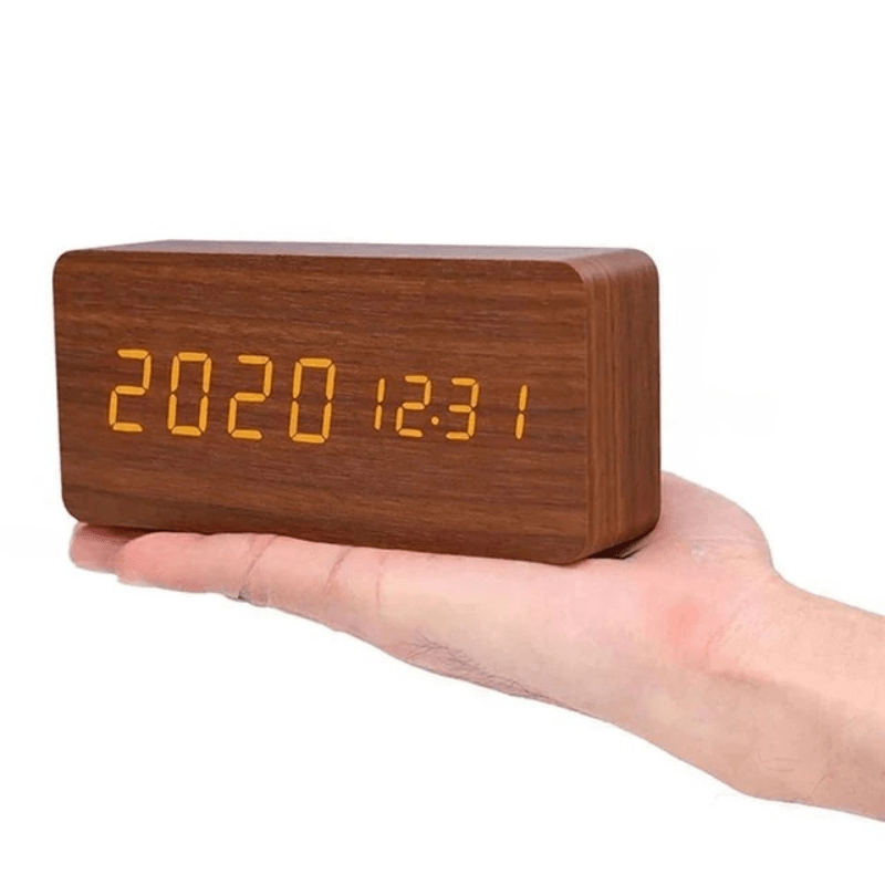 <strong>Woodsense Drewniany Zegar LED</strong> – <strong>Nowoczesny Design z Sterowaniem Głosowym</strong> 10